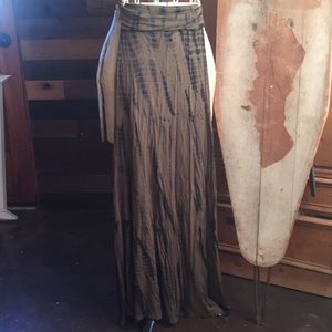 Maxi skirt